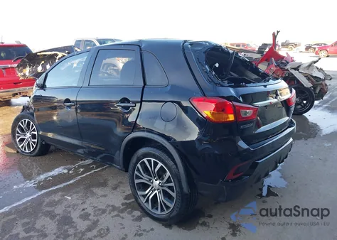 2018 Mitsubishi Outlander Sport 2.4 Se z USA, uszkodzony, nr VIN JA4AP3AW6JZ001794